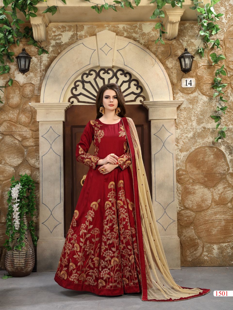 Twisha presents 1500 serious beautiful n elegant collection of gowns style concept