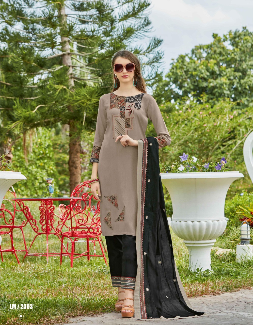 Messy fabrics Stella taking to fantasies of beautifully designed Kurti in wholesale prices