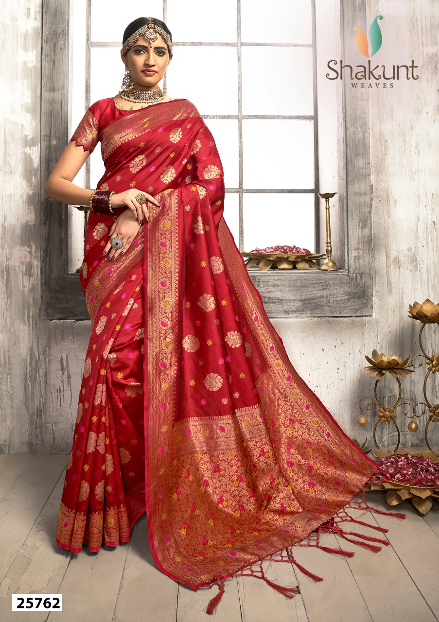 Shakunt weaves Indrawati Stylish look well Designed Sarees