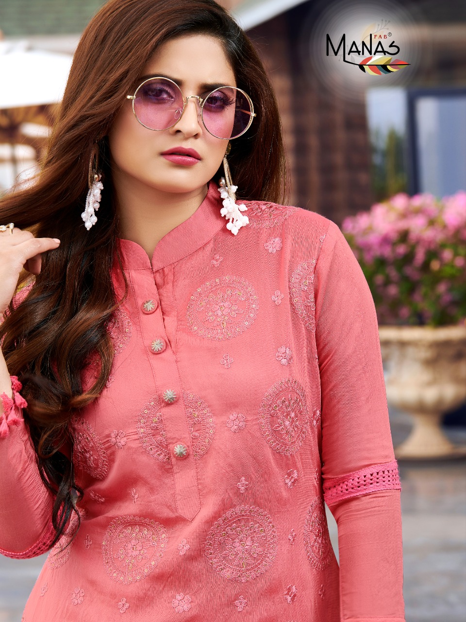 Manas Fab lucknowi Astonishing Style gorgeous look classic trendy Kurties