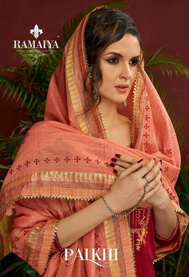 Ramaiya palkhi astonishing style gorgeous stylish look Salwar suits