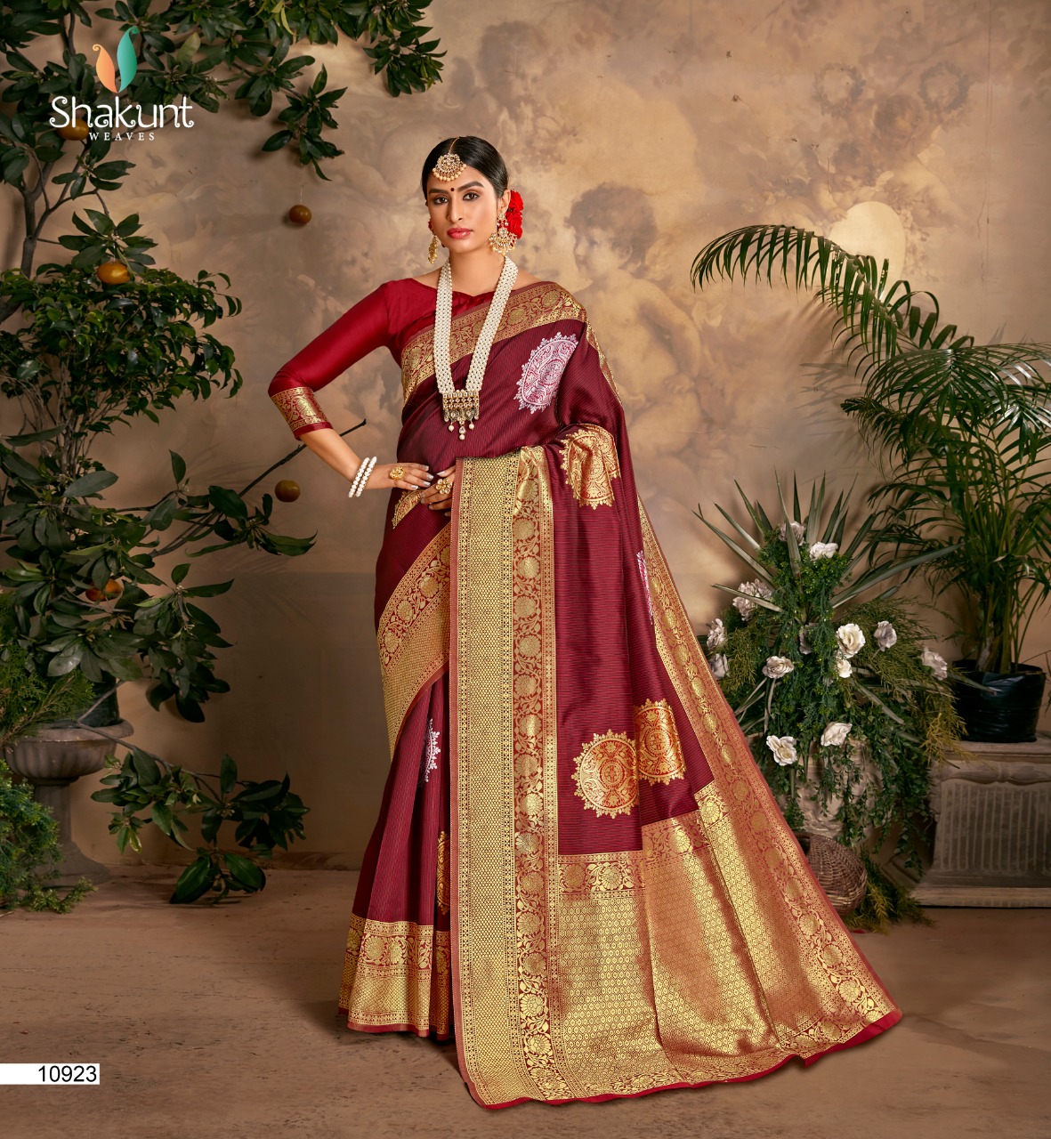 shakunt gajgamini silk regal look sarees catalog