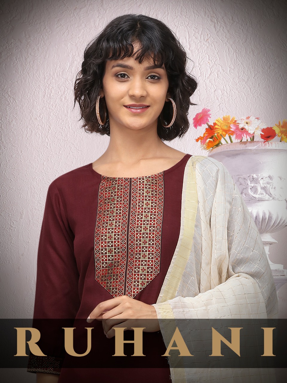 nainvish ruhani cotton decent look kurti