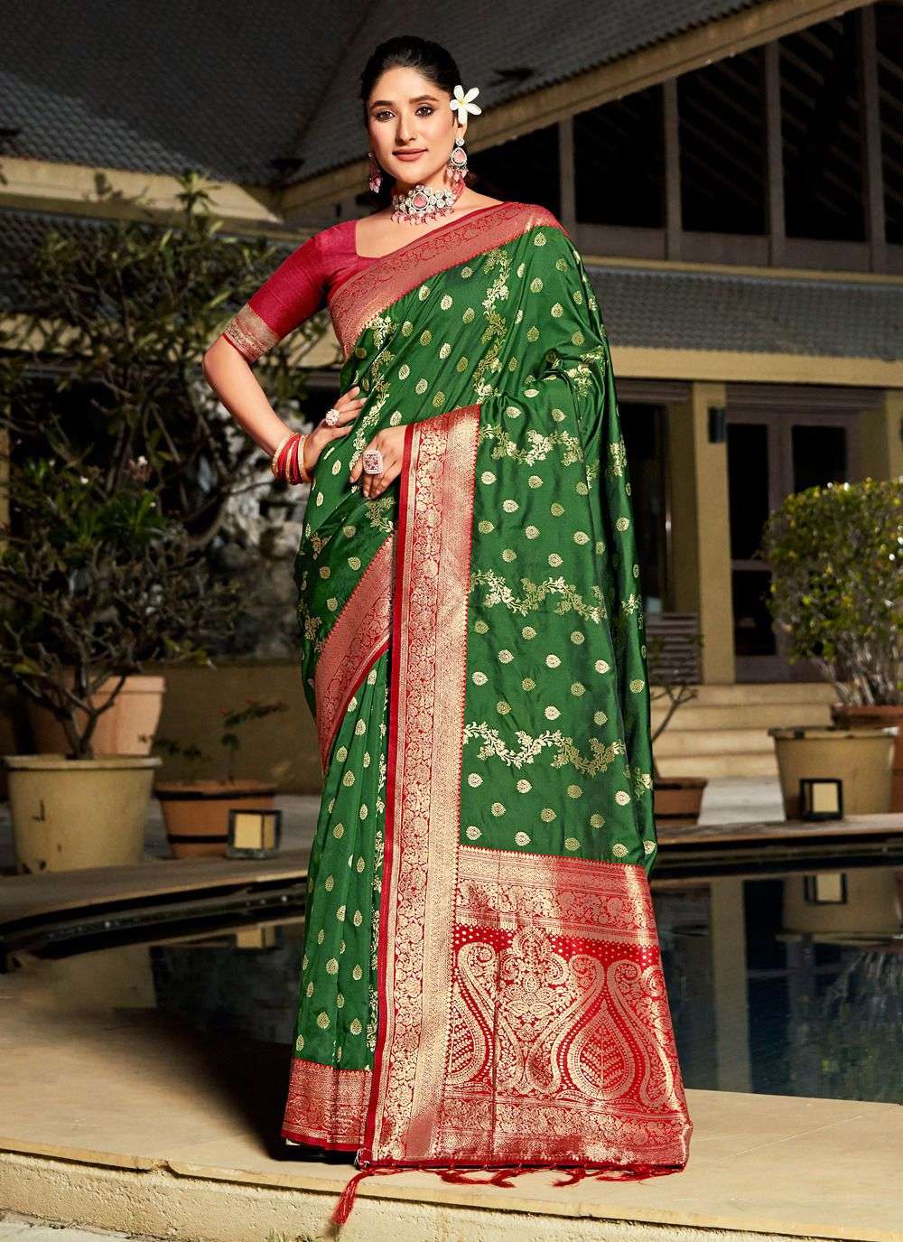 sangam prints bunawat Priyans Silk banarsi silk beautiful look saree catalog