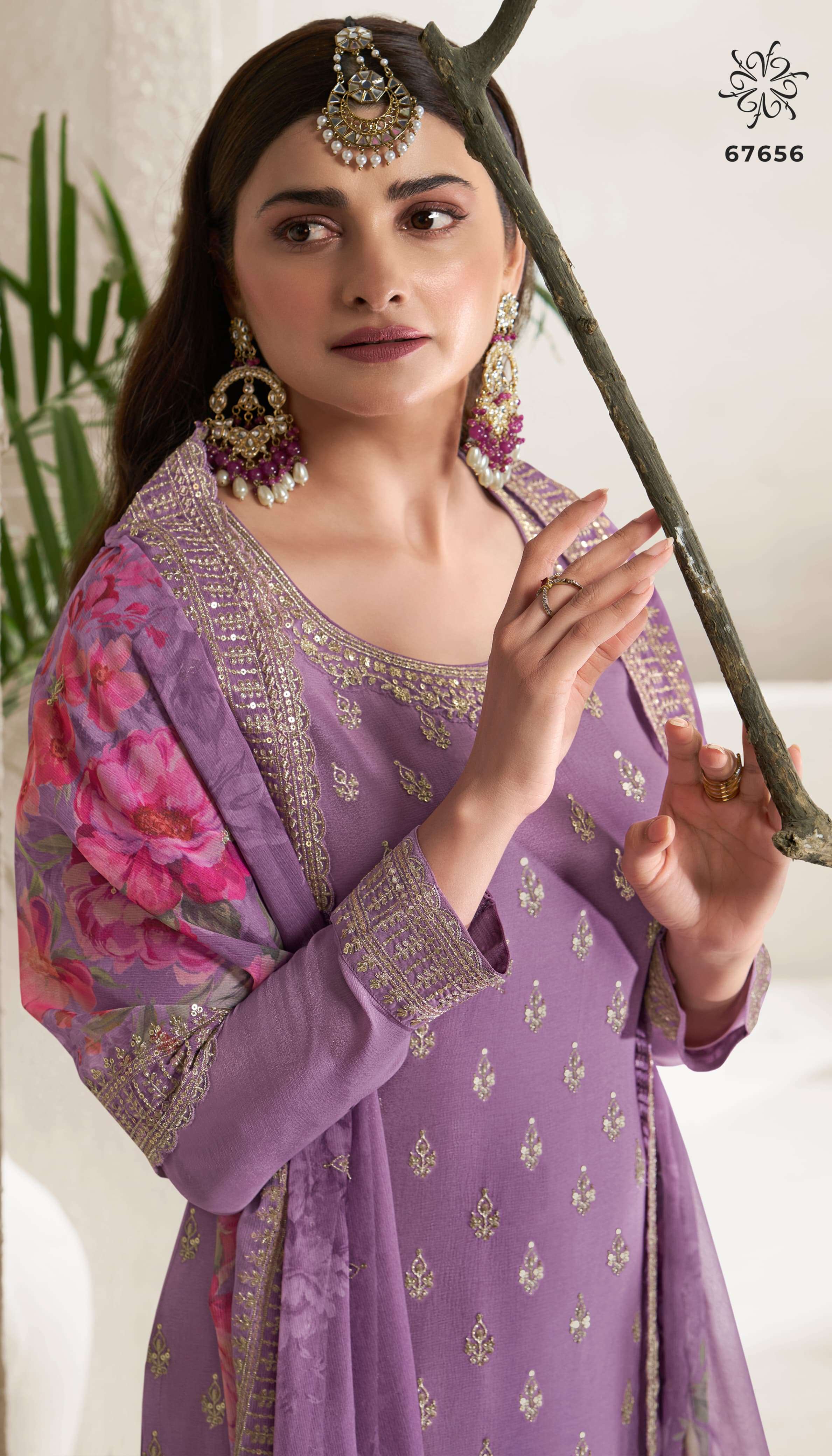 vinay fashion kuleesh shalini chinon  attrective look salwar suit catalog