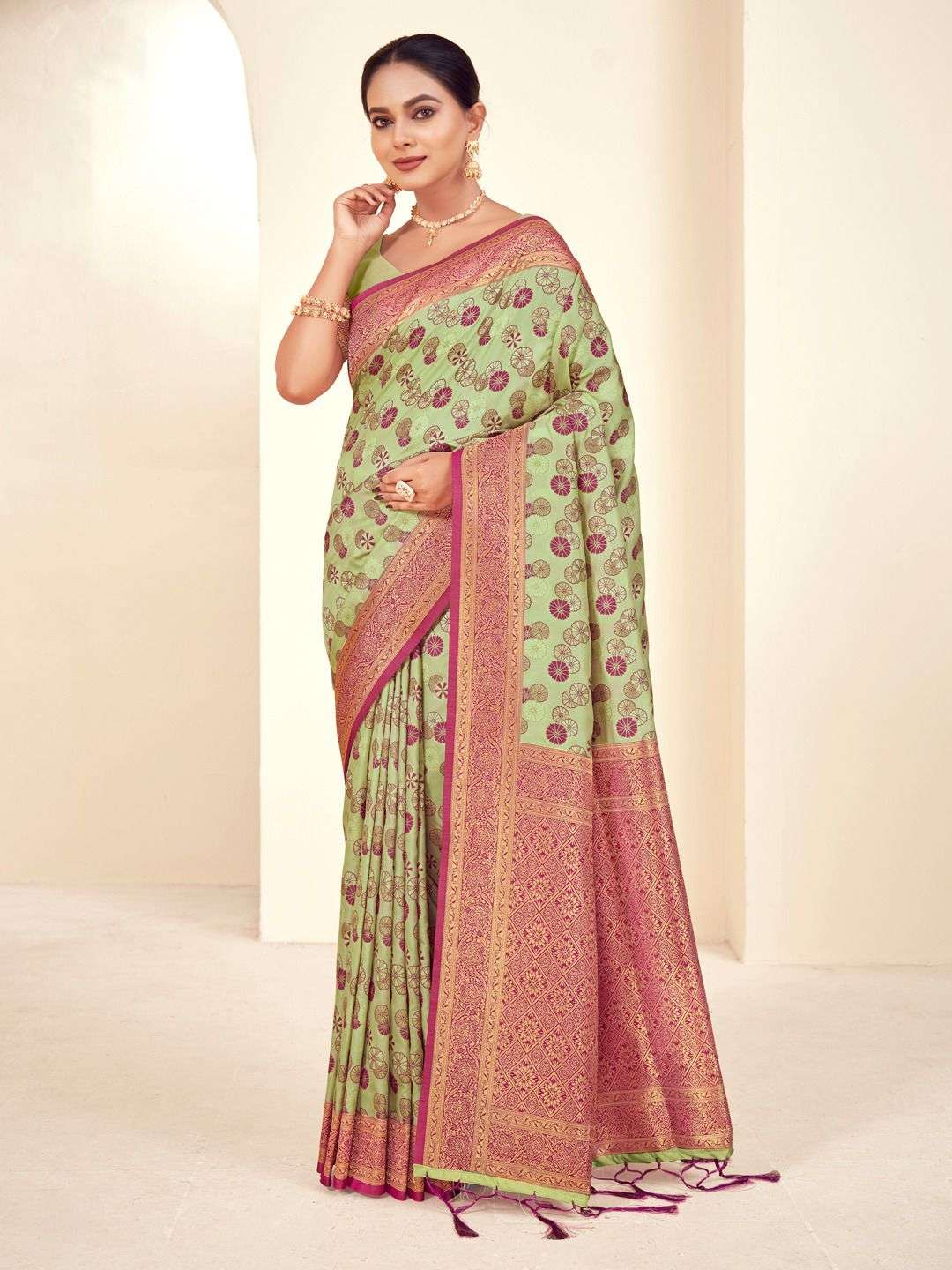 sangam prints bunawat Majestik Silk paithani silk exclusive look saree catalog